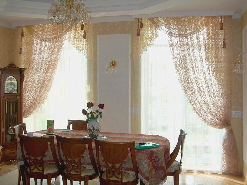 tulle de dentelle dans le salon