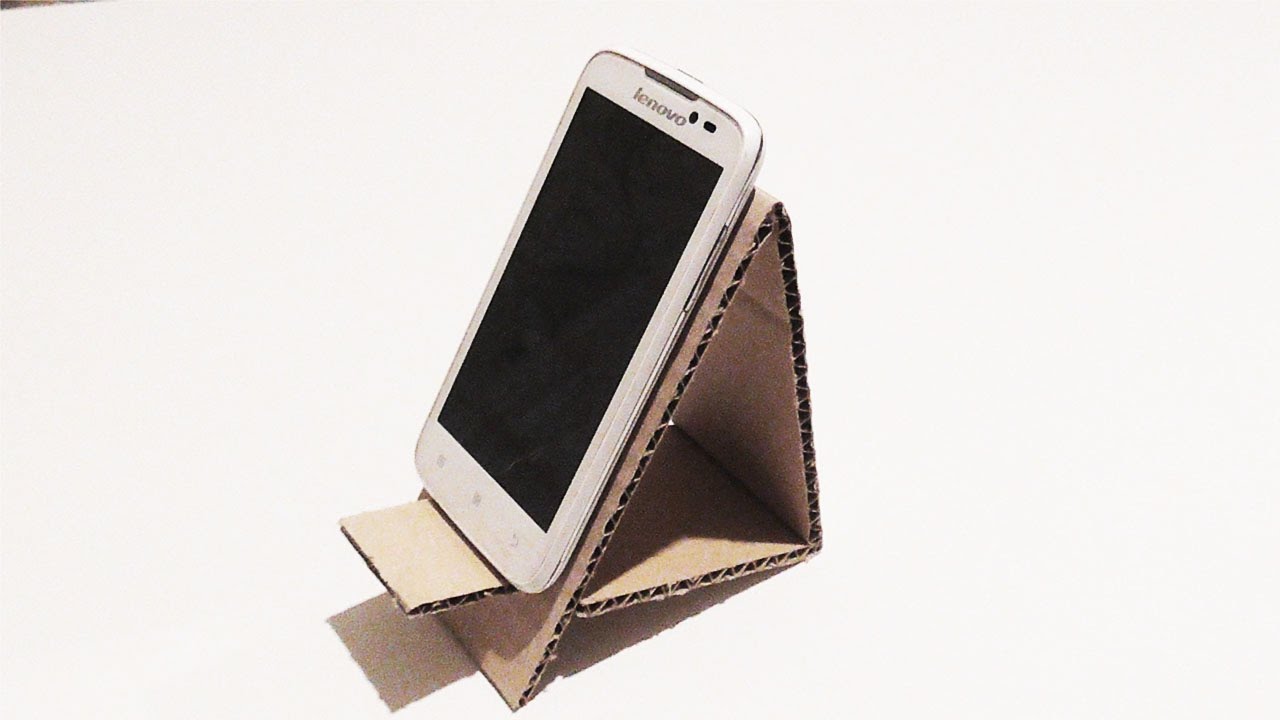 support de téléphone en carton