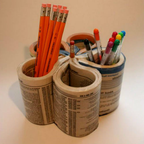 stand pour les crayons de l'annuaire