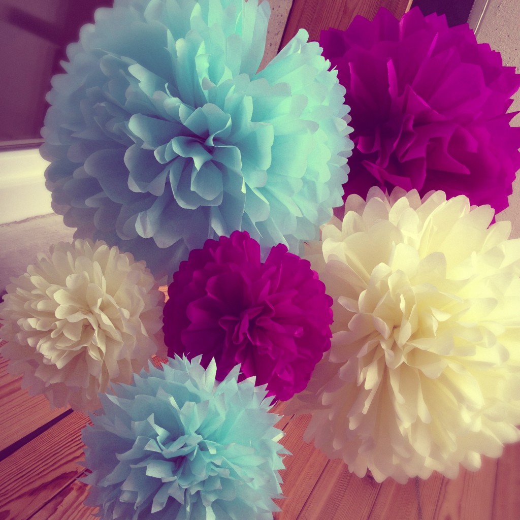 pompons de serviettes en papier photo