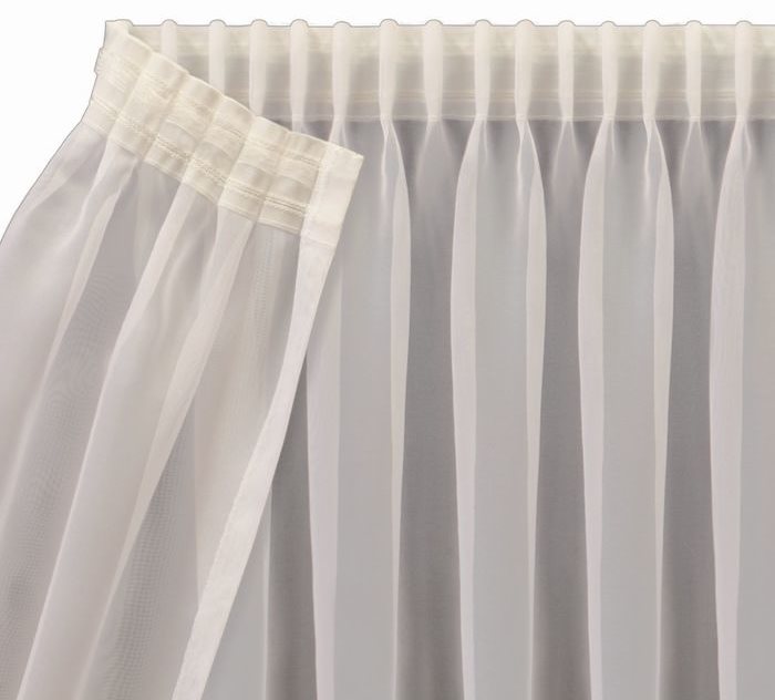 Tulle à nœud blanc
