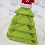 réglage de la table avec options de serviettes en origami