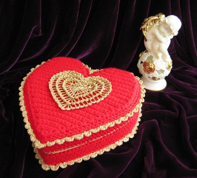conception de décor de boîte de bijoux de crochet