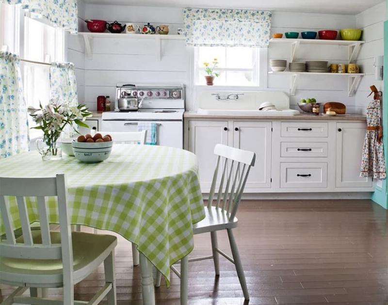 rideaux pour la cuisine avec deux fenêtres
