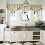 Rideaux pour la cuisine dans le style des idées provençales