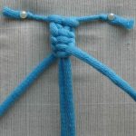 Rotate the chains of ropes on the fifth knot