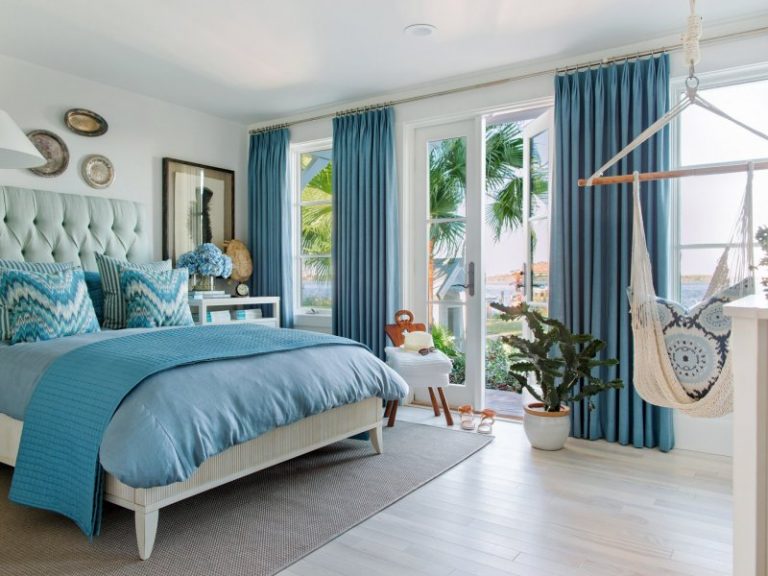 Couleur turquoise à l'intérieur de la chambre