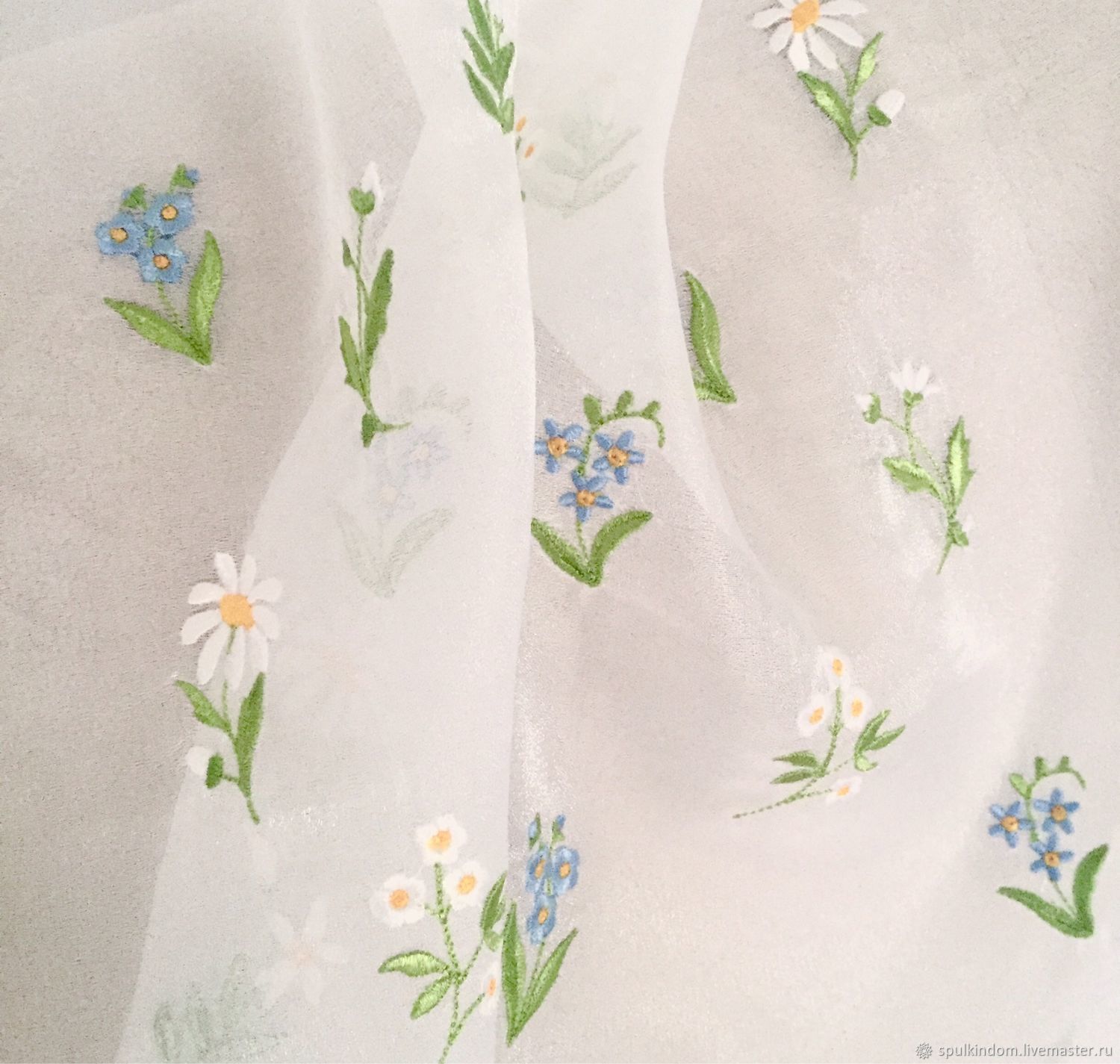 tulle brodé