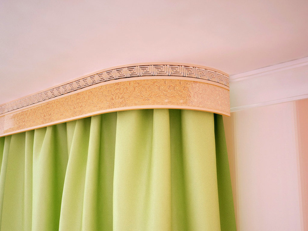 installation de gouttières de plafond