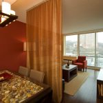 quarto design de interiores de cortinas de zoneamento