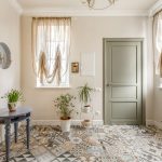 tulle beige à l'intérieur