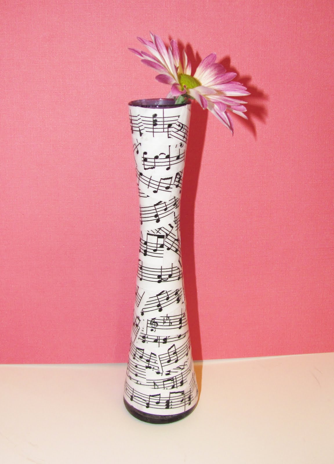 décor de vase decoupage