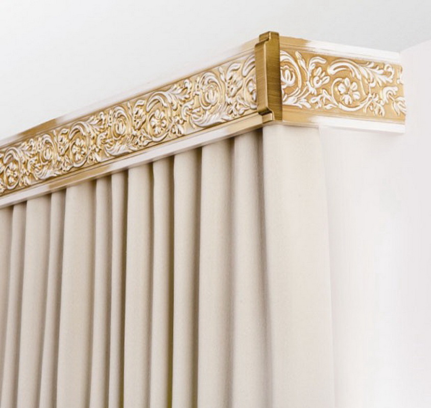 ستارة السكك الحديدية مع الرغيف الفرنسي