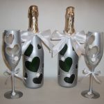 décoration de bouteilles de champagne pour une photo de mariage