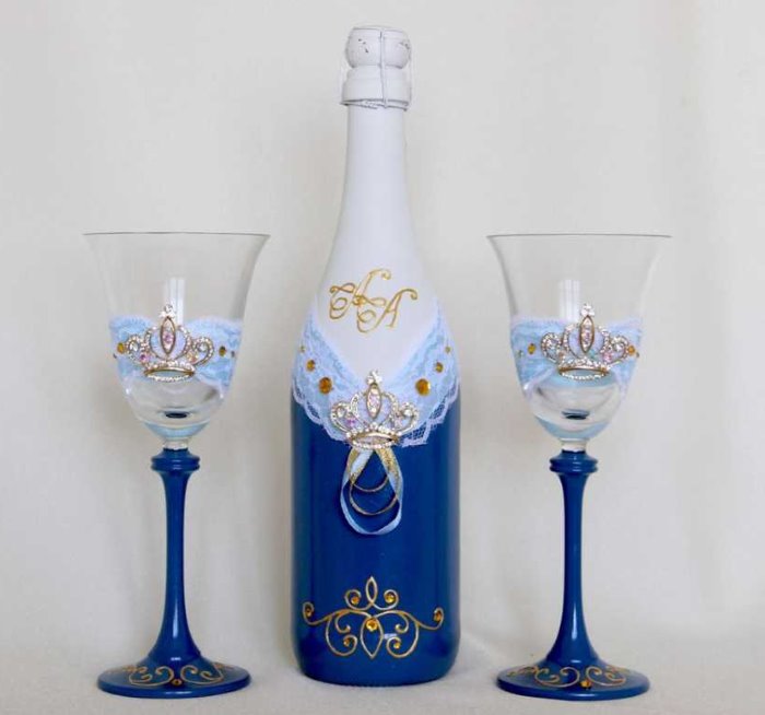 décoration de bouteilles de champagne pour un mariage