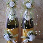 décoration de bouteilles de champagne pour un design photo de mariage