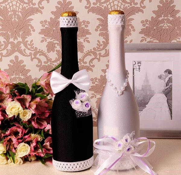 décoration de bouteilles de champagne pour un mariage