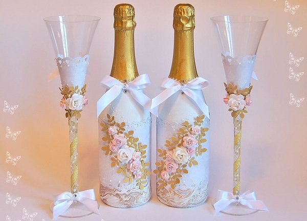 décoration de bouteilles de champagne pour un mariage