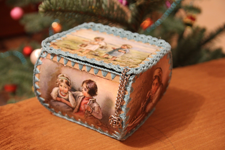 une boite de cartes postales photo decor