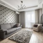 rideaux sur la fenêtre avec options de balcon