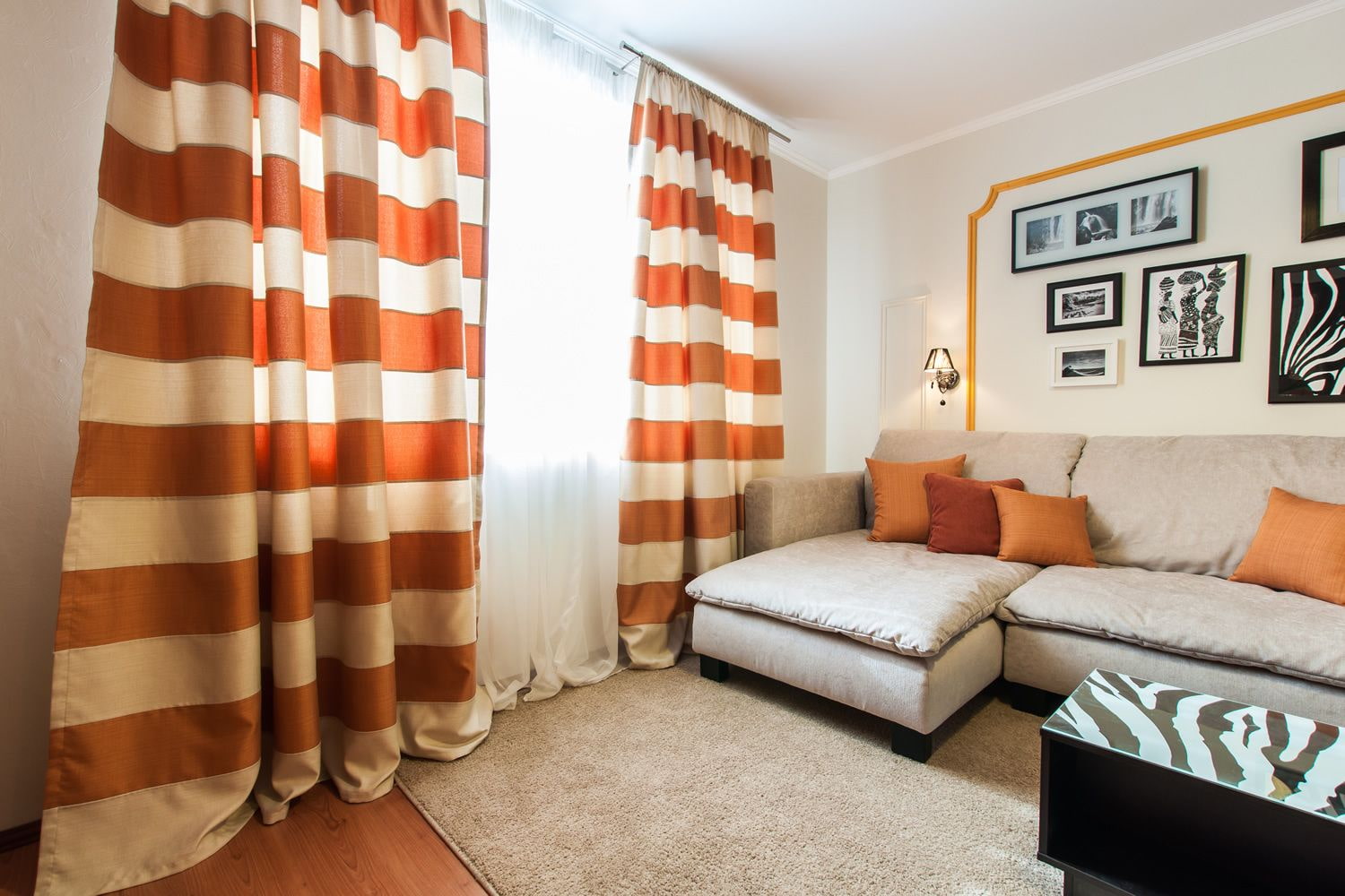 patterned curtains decor