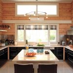 rideaux dans une maison en bois idées textiles