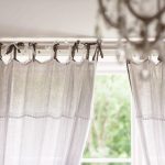 rideaux à charnières en tulle
