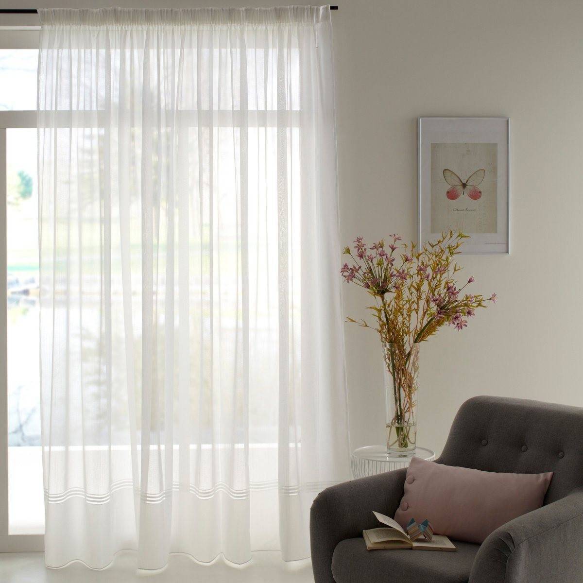 tulle dengan perhimpunan