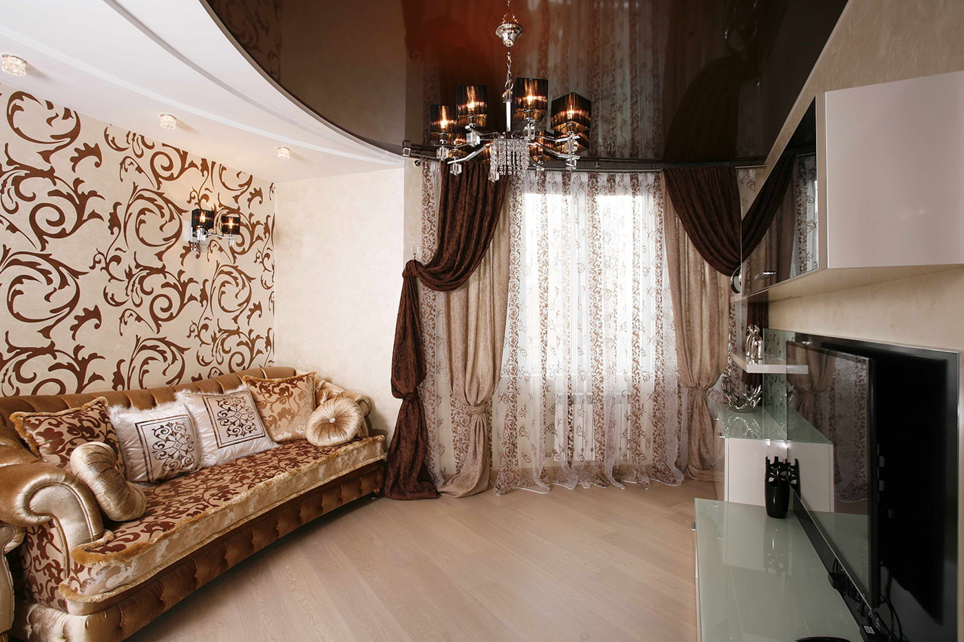 salon intérieur avec rideaux