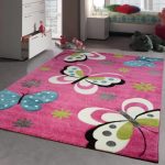 tapis dans les idées de décoration de pépinière