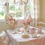 nappe sur la table pour la photo de la cuisine