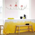 nappe sur la table pour les photos de décor de cuisine