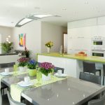 nappe sur la table pour la cuisine