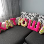 lettres oreillers décor