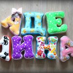 lettres oreillers design photos