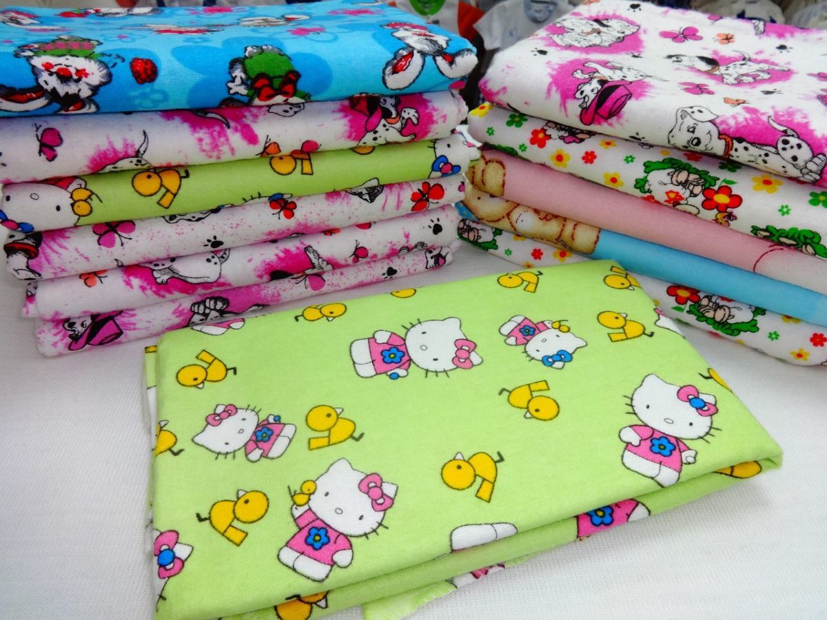 lettres oreillers en tissu