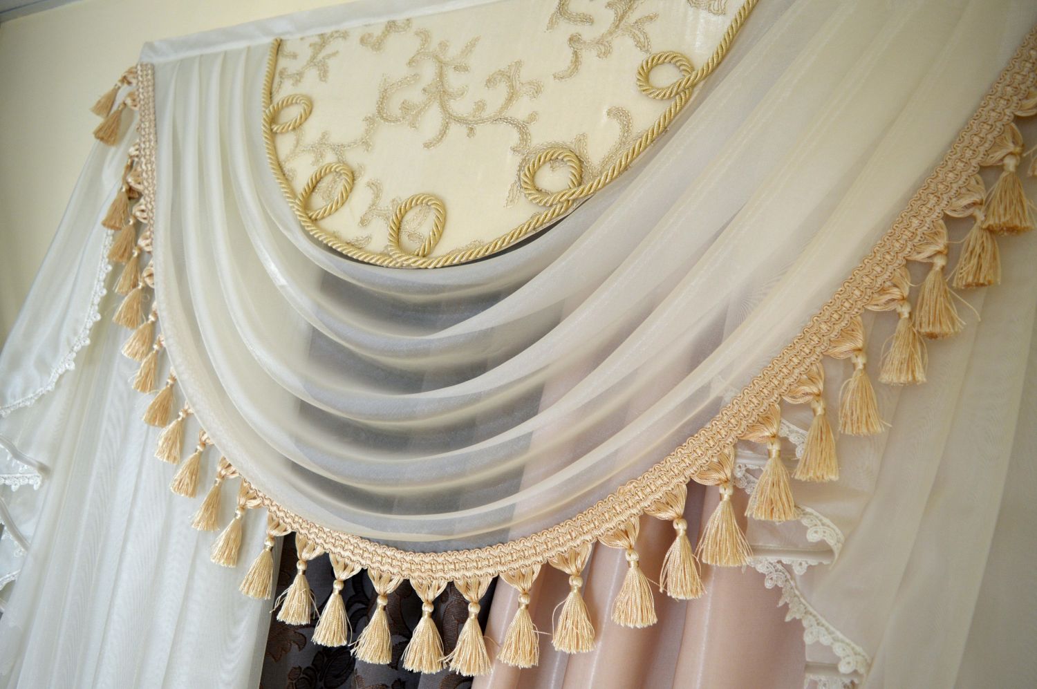 idées de pinceaux pour rideaux décoratifs