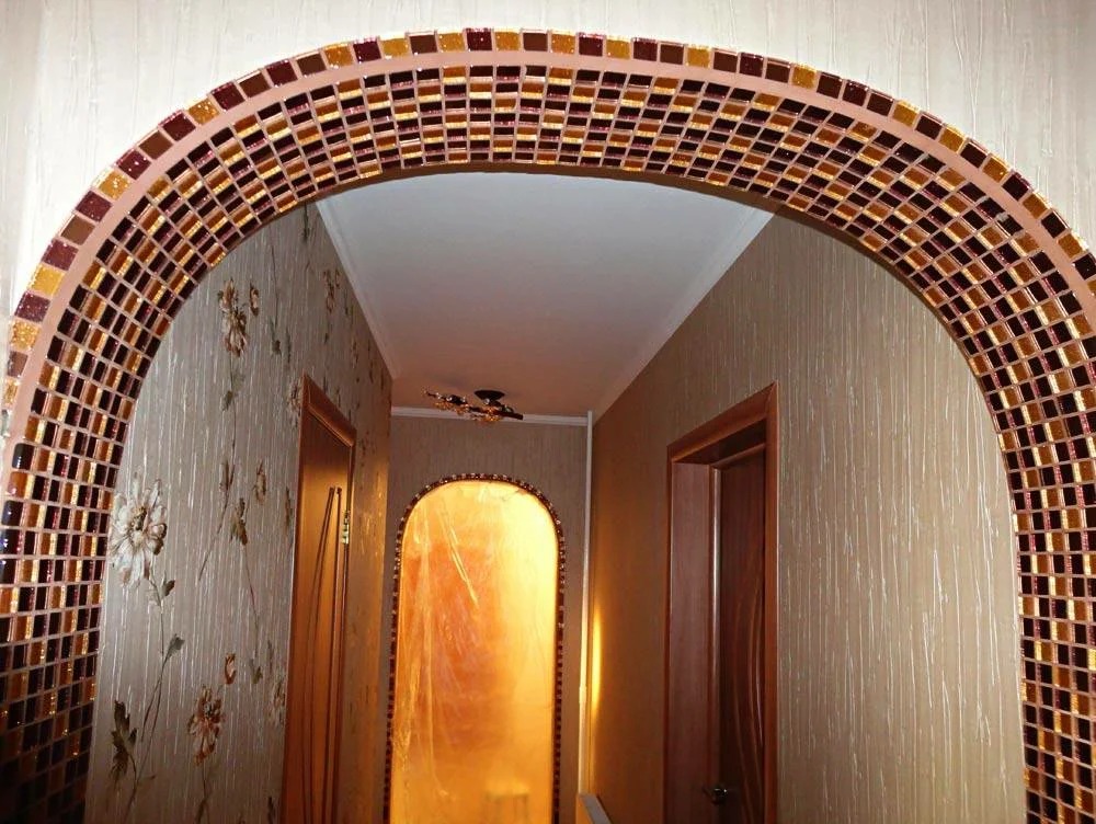 conception d'arche dans la mosaïque de photos appartement