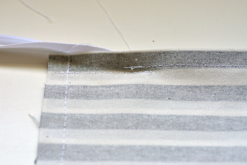 Comment coudre une fermeture à glissière dans la housse de coussin