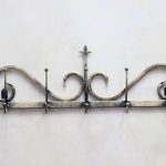 cintres forgés dans la conception du couloir