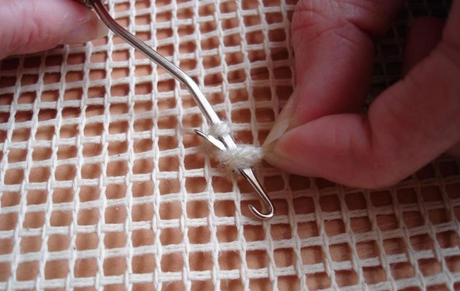crochet de broderie de tapis