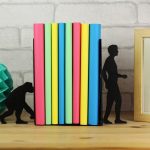 titulaire de stand pour la conception des idées de livres