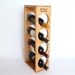 stand pour des idées de conception de bouteilles de vin