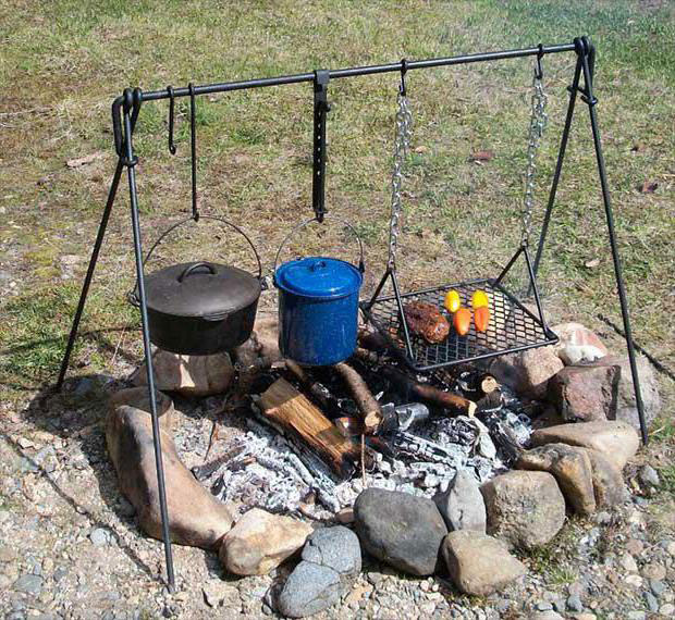 stand pour chaudron photo