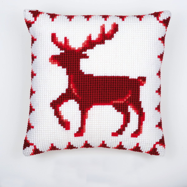 oreiller de cerf rouge en blanc