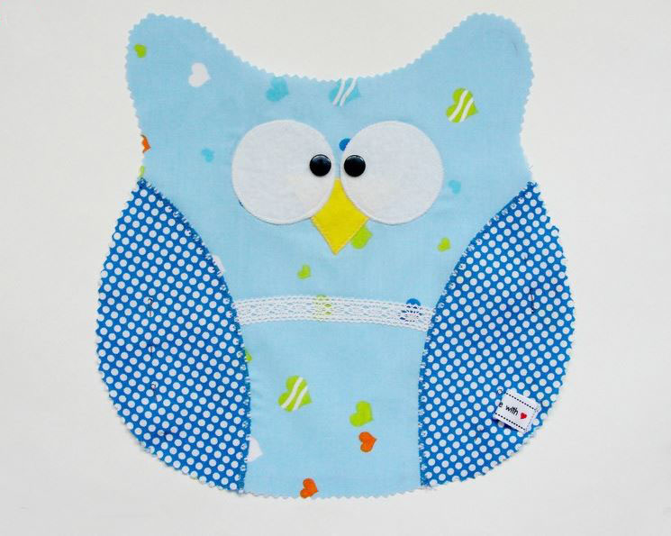photo de couture hibou oreiller