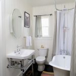 rideaux d'angle pour la salle de bain