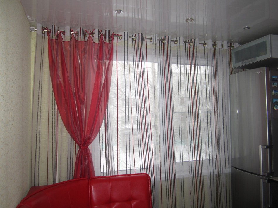 dapur tulle grommet