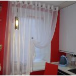 Langsir untuk dapur pada gambar dalaman grommet