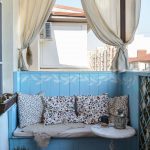rideaux sur la décoration de balcon